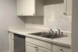 91 Columbia St, Fall River, MA 02721 - Photo 4