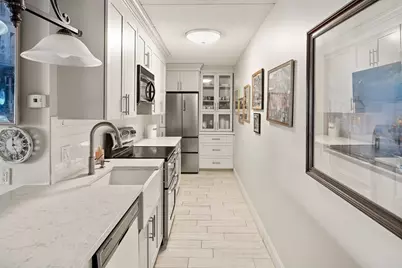 995 Massachusetts Avenue #404, Arlington, MA 02476 - Photo 1