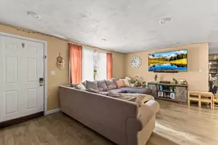 40 Christopher Rd, Brockton, MA 02302 - Photo 16