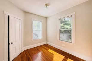 35 Kingston St, Somerville, MA 02144 - Photo 6