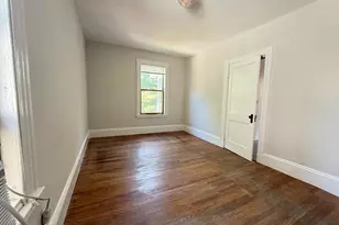 35 Kingston St, Somerville, MA 02144 - Photo 8