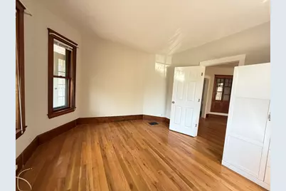 35 Kingston St #2, Somerville, MA 02144 - Photo 6