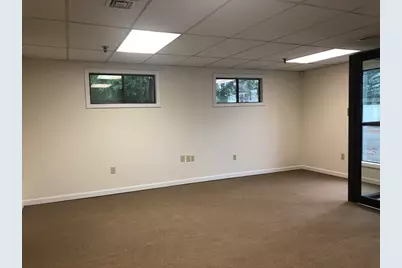 4 Hotel Pl #2, Pepperell, MA 01463 - Photo 16