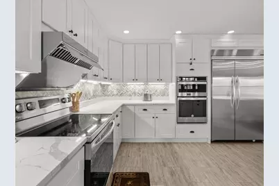 132 Thatcher Street, Westwood, MA 02090 - Photo 2