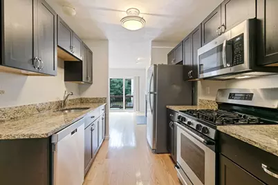 555 Main St #10, Woburn, MA 01801 - Photo 1