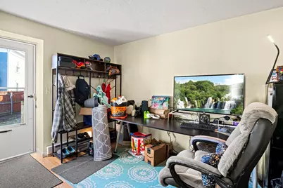 9 Charlton Street, Oxford, MA 01540 - Photo 12