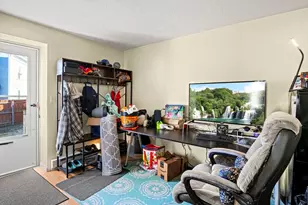 9 Charlton St, Oxford, MA 01540 - Photo 12