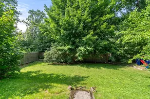 103 Belgrade Ave, Boston, MA 02131 - Photo 18