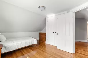 103 Belgrade Ave, Boston, MA 02131 - Photo 12