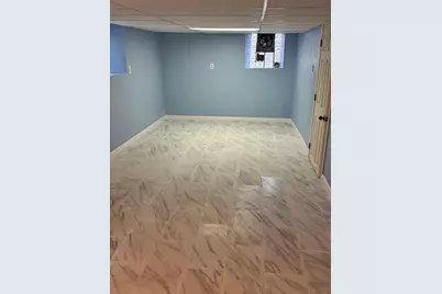 136 Dartmouth St, New Bedford, MA 02740 - Photo 16