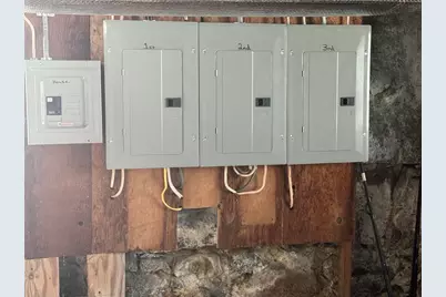 136 Dartmouth St, New Bedford, MA 02740 - Photo 10