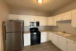 61 Shurtleff St, Chelsea, MA 02150 - Photo 2