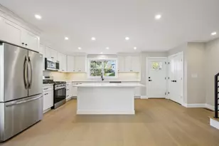 122 Stowe St, Fall River, MA 02720 - Photo 2