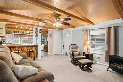 17 Irene Ave #17, Webster, MA 01570 - Photo 8