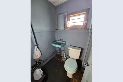 161 Earle St, New Bedford, MA 02746 - Photo 26
