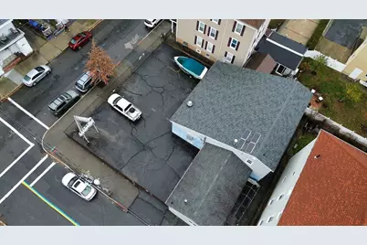 161 Earle St, New Bedford, MA 02746 - Photo 8