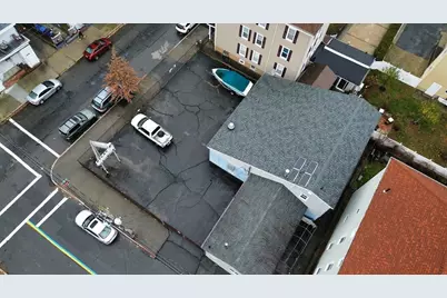 161 Earle St, New Bedford, MA 02746 - Photo 8