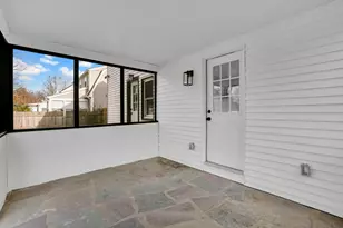 100 Abbott St, Springfield, MA 01118 - Photo 8