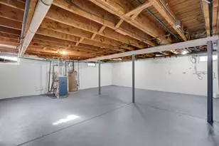 100 Abbott St, Springfield, MA 01118 - Photo 28