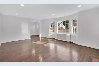 100 Abbott St, Springfield, MA 01118 - Photo 14