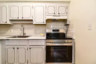 915 Edgell Rd, Framingham, MA 01701 - Photo 6