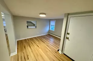 25 1/2 Porter St, Taunton, MA 02780 - Photo 4