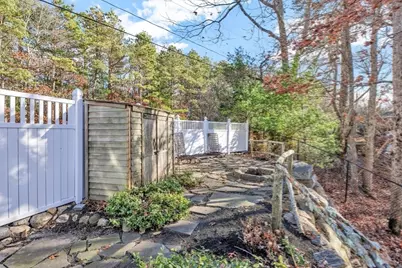 160 Algonquin Ave, Mashpee, MA 02649 - Photo 36
