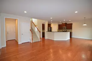 8 Spicebush Ct, Hopkinton, MA 01748 - Photo 4