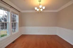 8 Spicebush Ct, Hopkinton, MA 01748 - Photo 12