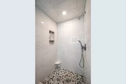 60 Ellsworth Rd #2, Peabody, MA 01960 - Photo 18