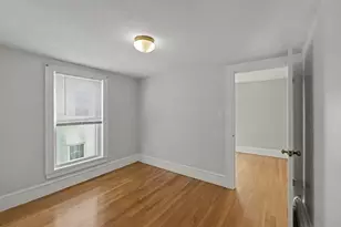 46 Waverly St, Boston, MA 02135 - Photo 8