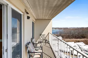 200 Cove Way, Quincy, MA 02169 - Photo 4