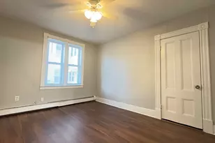 150 Pleasant St, Lowell, MA 01852 - Photo 4