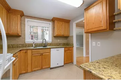 92 Mercury St, Weymouth, MA 02188 - Photo 8