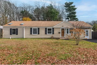 92 Mercury St, Weymouth, MA 02188 - Photo 1