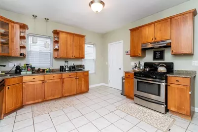 12 Thelma Rd #2, Boston, MA 02122 - Photo 4