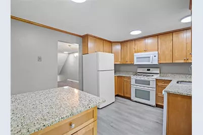 414 Farrwood Dr #414, Haverhill, MA 01835 - Photo 1