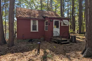 34 Hallock Point Rd, Stow, MA 01775 - Photo 4