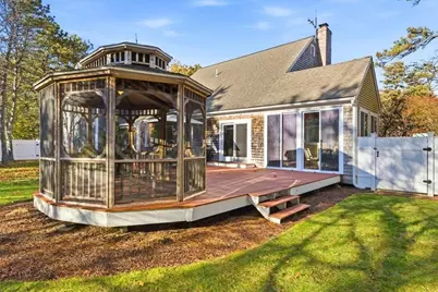 109 Great Pines Dr, Mashpee, MA 02649 - Photo 14