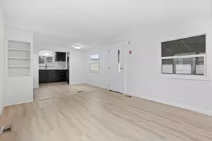 557 SW Cutoff, Auburn, MA 01501 - Photo 14