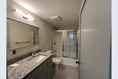 160 Seabury St #2, Fall River, MA 02720 - Photo 10