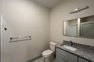 160 Seabury St, Fall River, MA 02720 - Photo 4