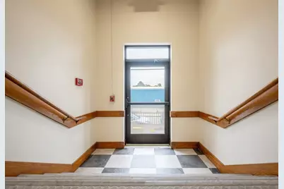 160 Seabury St #8, Fall River, MA 02720 - Photo 12