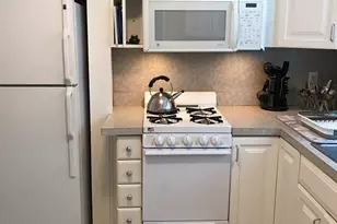 138 R Weston Rd, Wellesley, MA 02482 - Photo 4