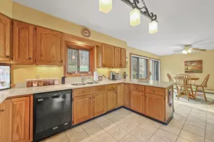 551 Tamarack Rd, Pittsfield, MA 01201 - Photo 16