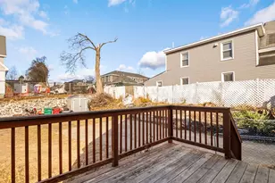 95 S Highland St, Lowell, MA 01852 - Photo 32