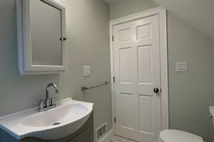 192 Belmont St, Quincy, MA 02170 - Photo 18