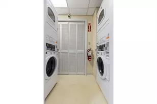 27 Salem St, Woburn, MA 01801 - Photo 10