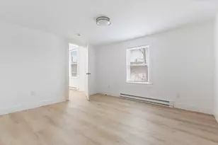 27 Salem St, Woburn, MA 01801 - Photo 6