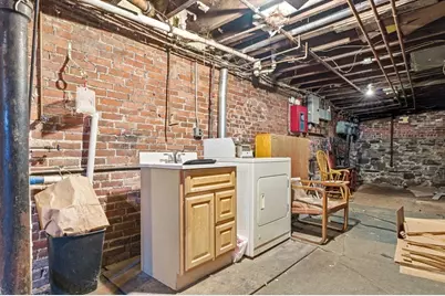 204 Washington St #1, Somerville, MA 02143 - Photo 14